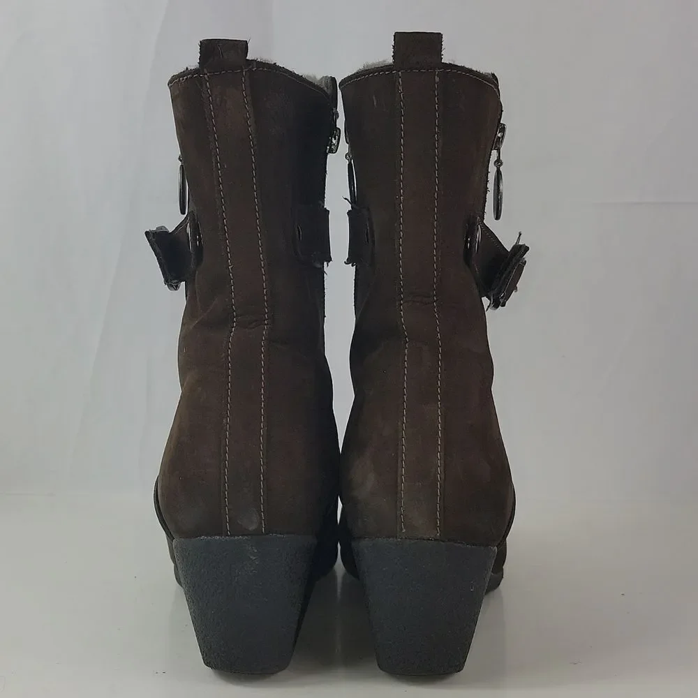 Pajar Suede Leather Wedges‎ Women's Winter Boots